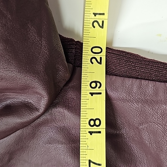 RD Style Merlot color Vegan Leather Zip Up Jacket Women’s Size Large - Picture 11 of 12